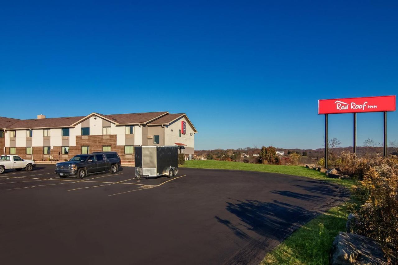 Red Roof Inn Greensburg Bagian luar foto